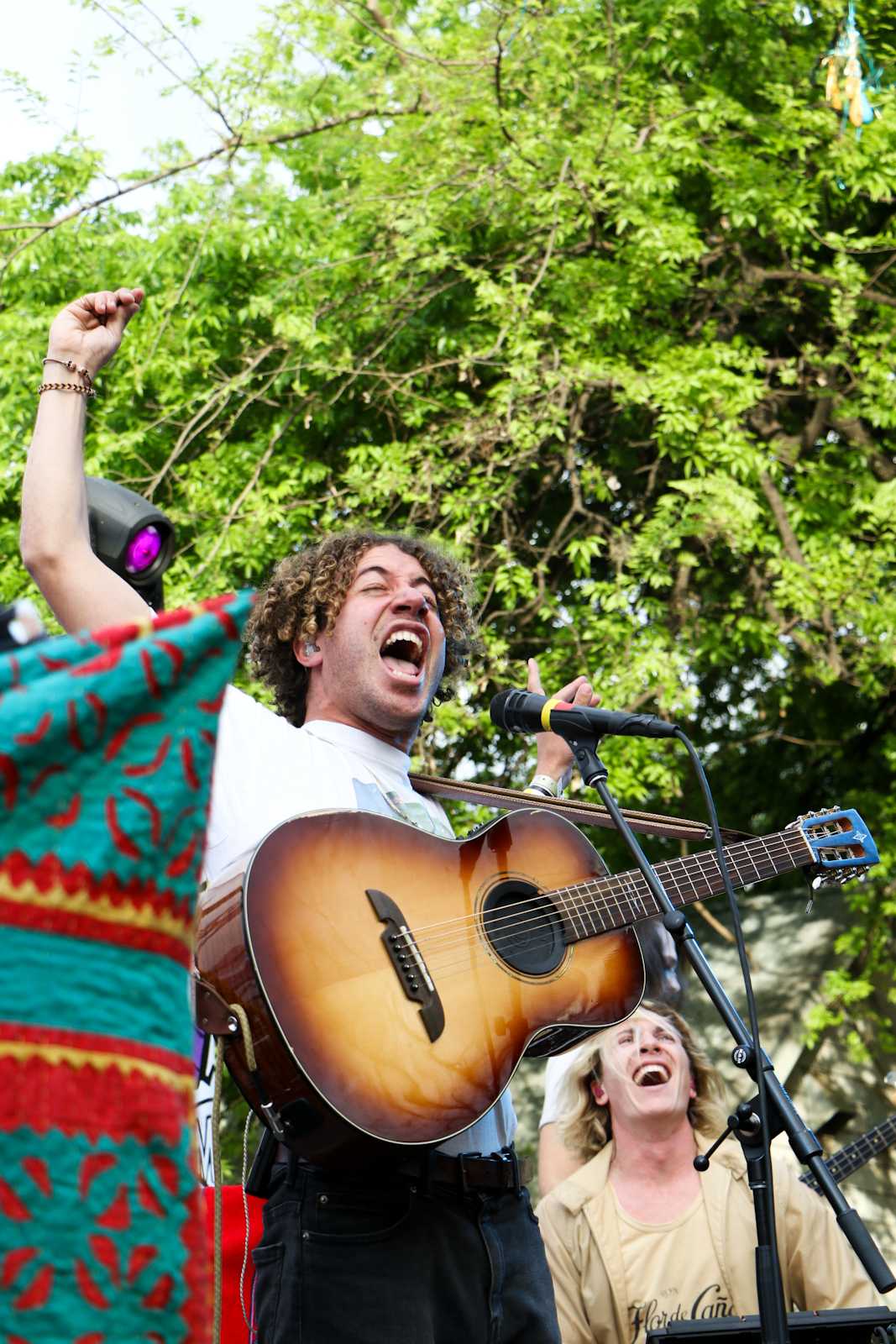   Duo from NYC, Lewis Del Mar, put on an exciting show at Feed The Beat.  