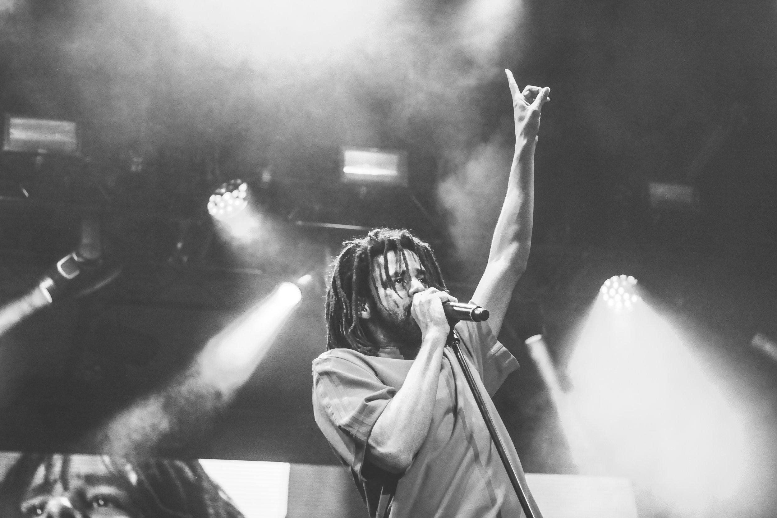   J. Cole started his set by performing some of his older songs such as “Deja Vu”.  