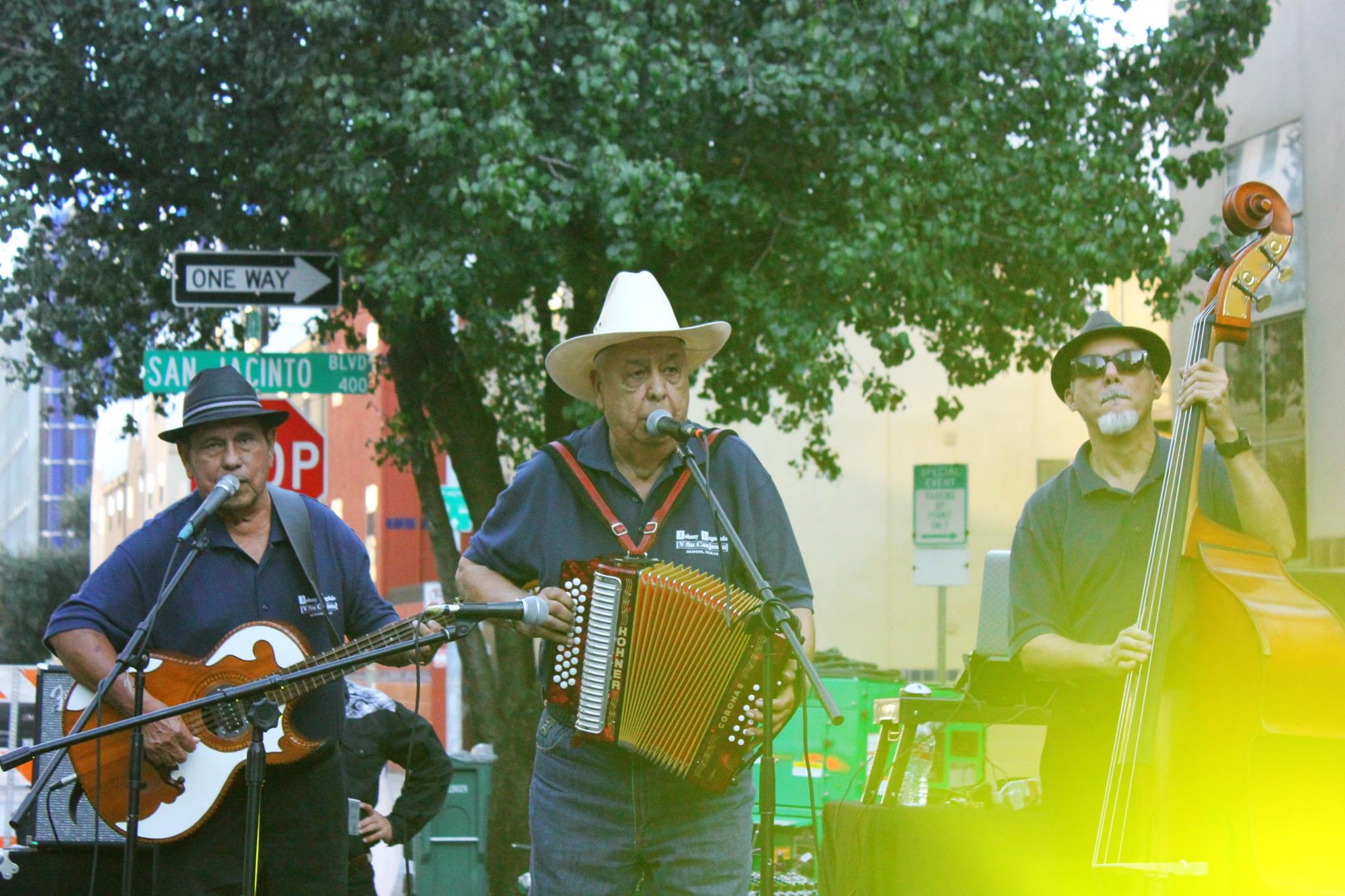   Johnny Degollado y Su Conjunto performs on the outside stage at Viva La Vida.   