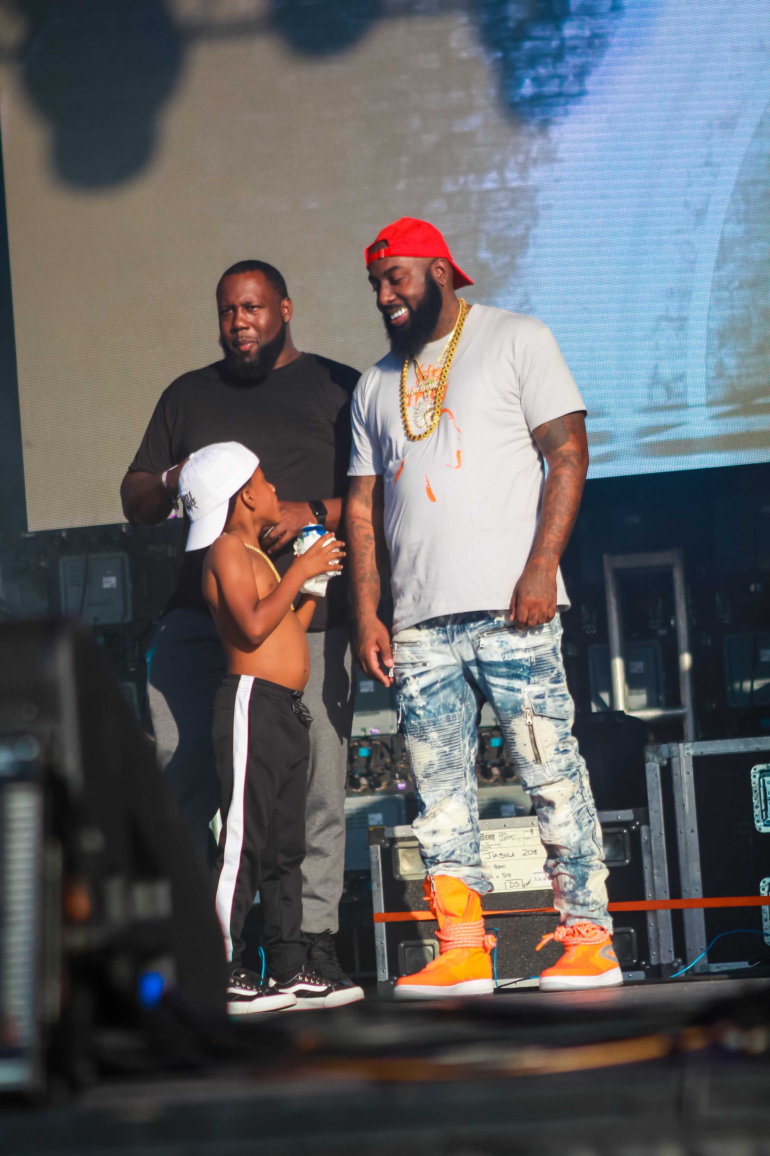   Trae Tha Truth and his son were on stage for most performances.  