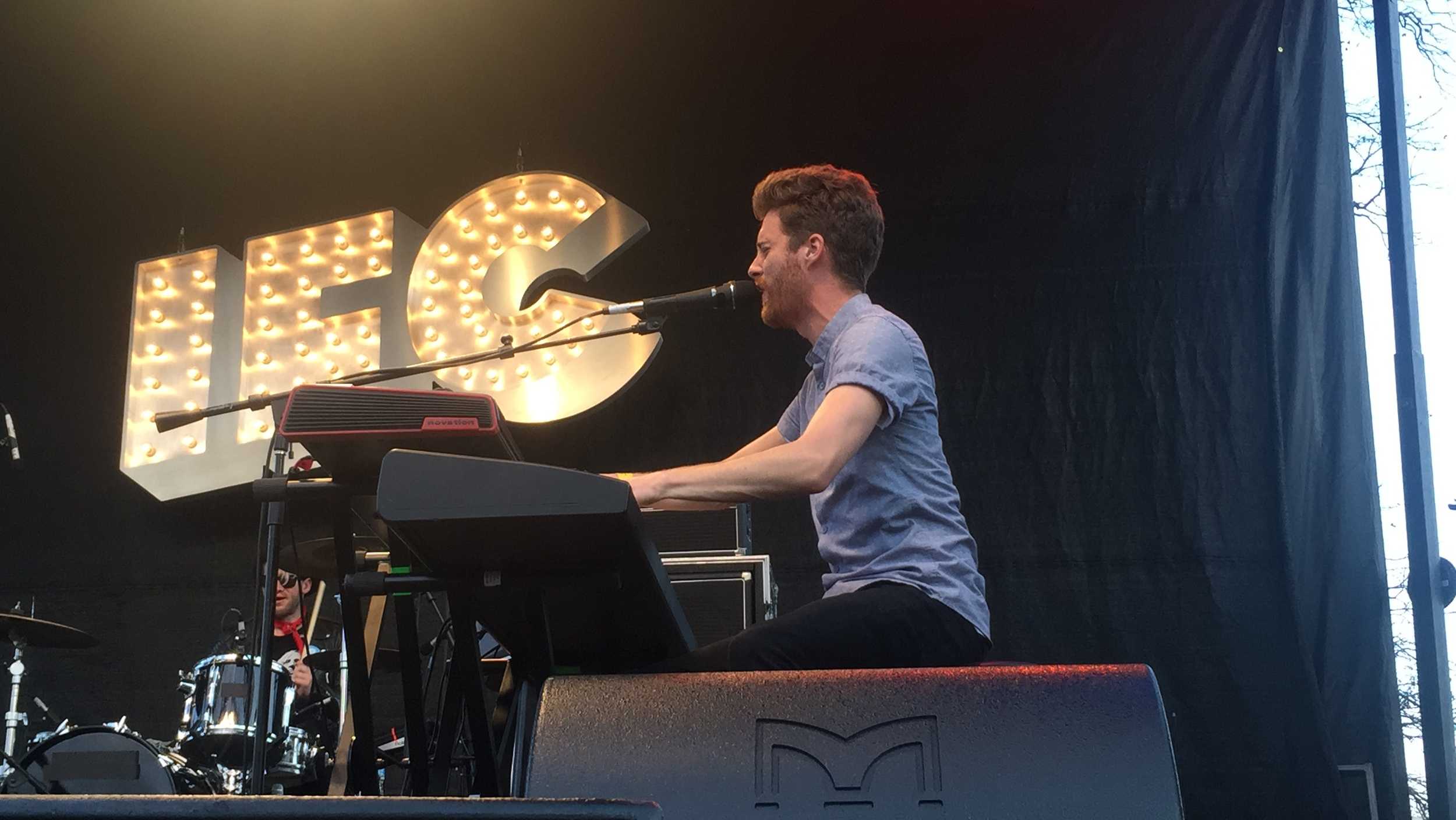  Ben Thornewill of the Washington D.C-based band, Jukebox the Ghost, during their performance at IFC Fairgrounds. Photo by Emily Gibson.&nbsp; 