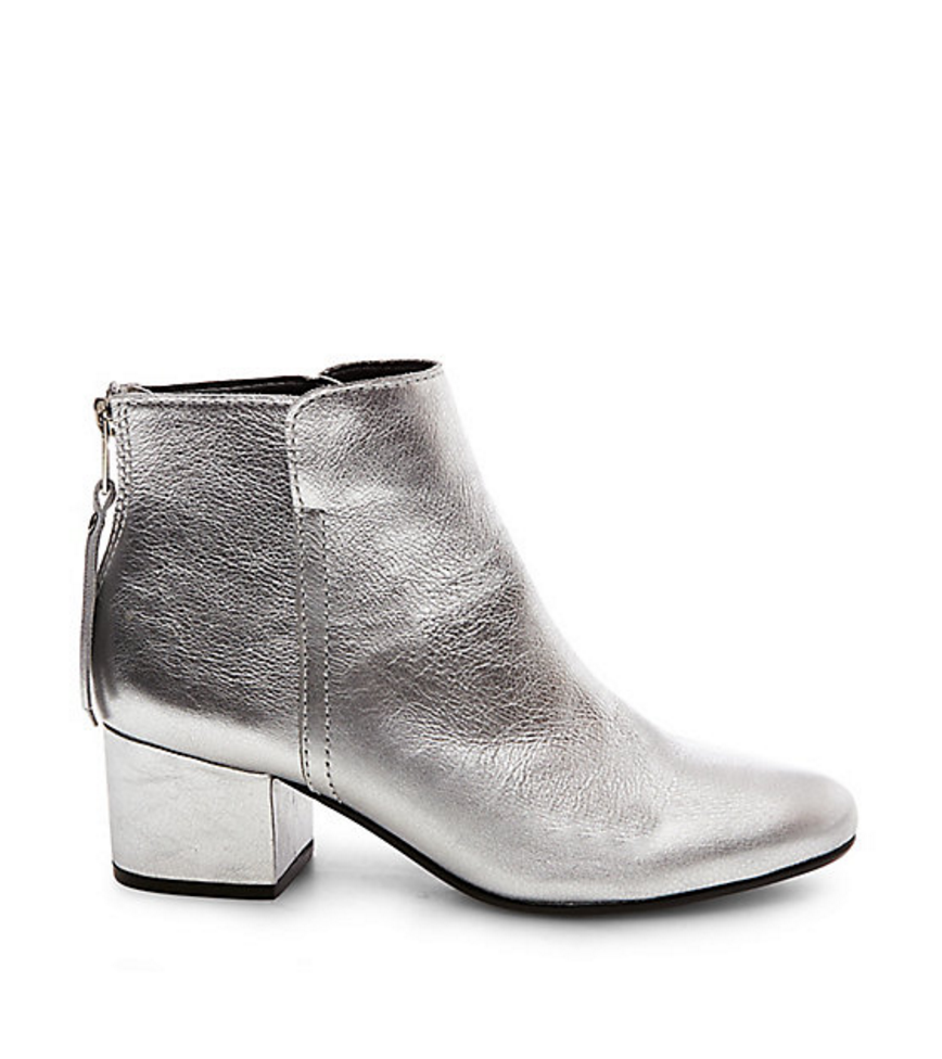 Steve Madden: Iliana