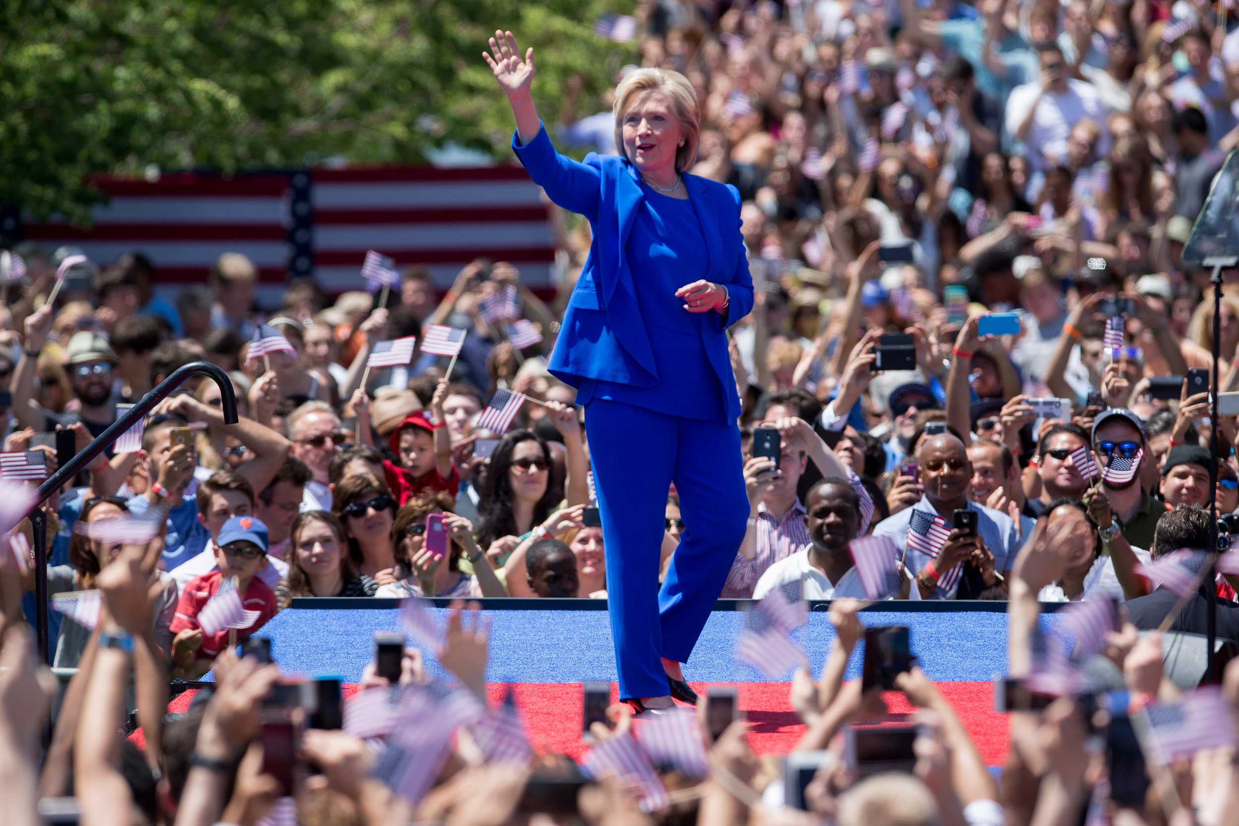   1. 2015 - The Boss in Blue       After years of practice, Hillary nails the classic blue pantsuit on her campaign trail for the 2016 presidential election  